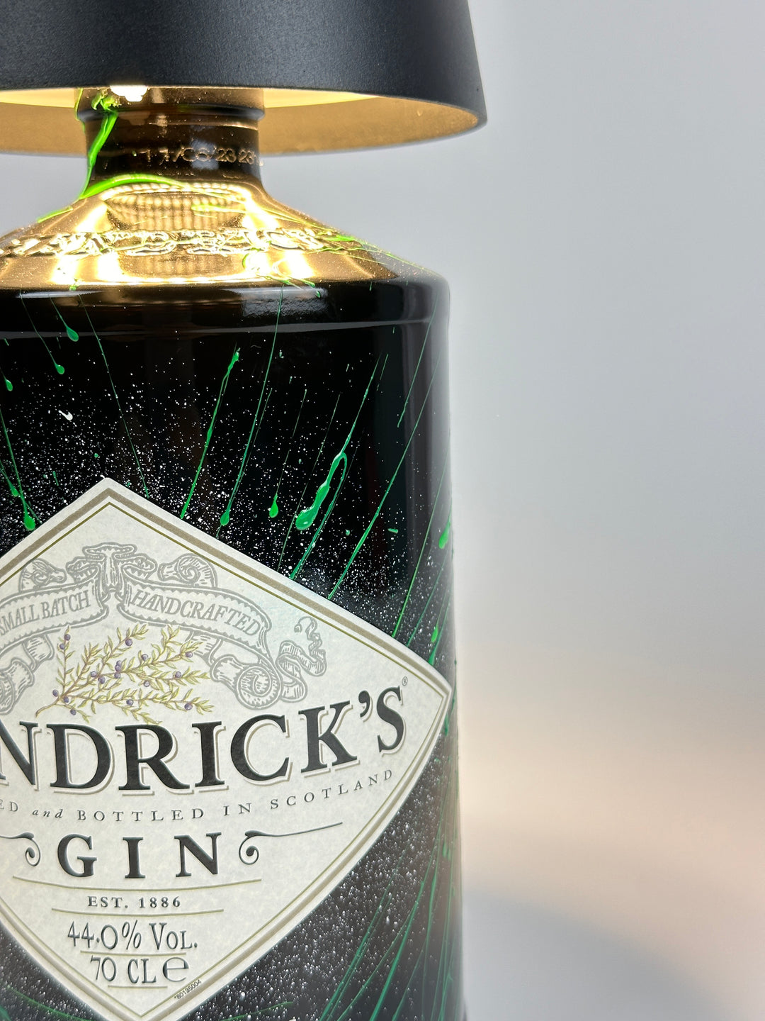 Lampada HENDRICK’S GIN custom ricaricabile