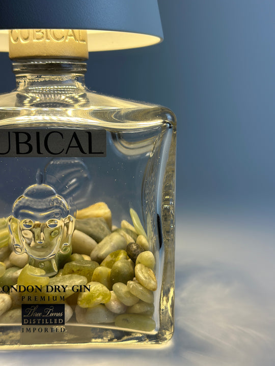 Lampada CUBICAL GIN ricaricabile