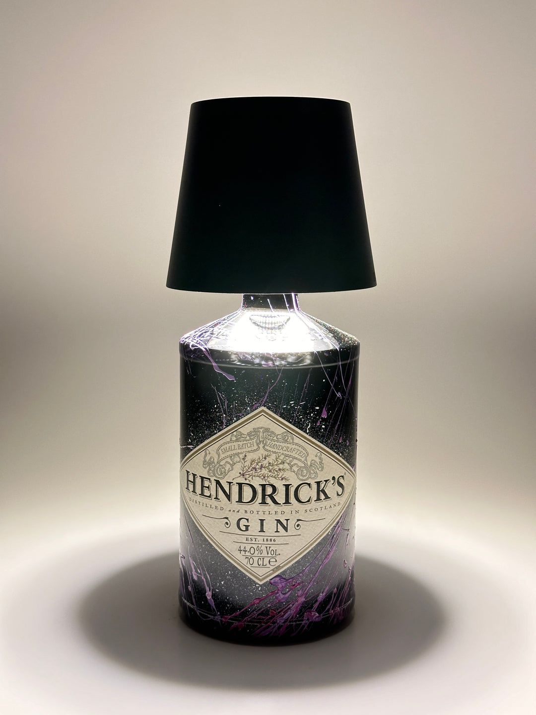 Lampada HENDRICK’S GIN custom ricaricabile