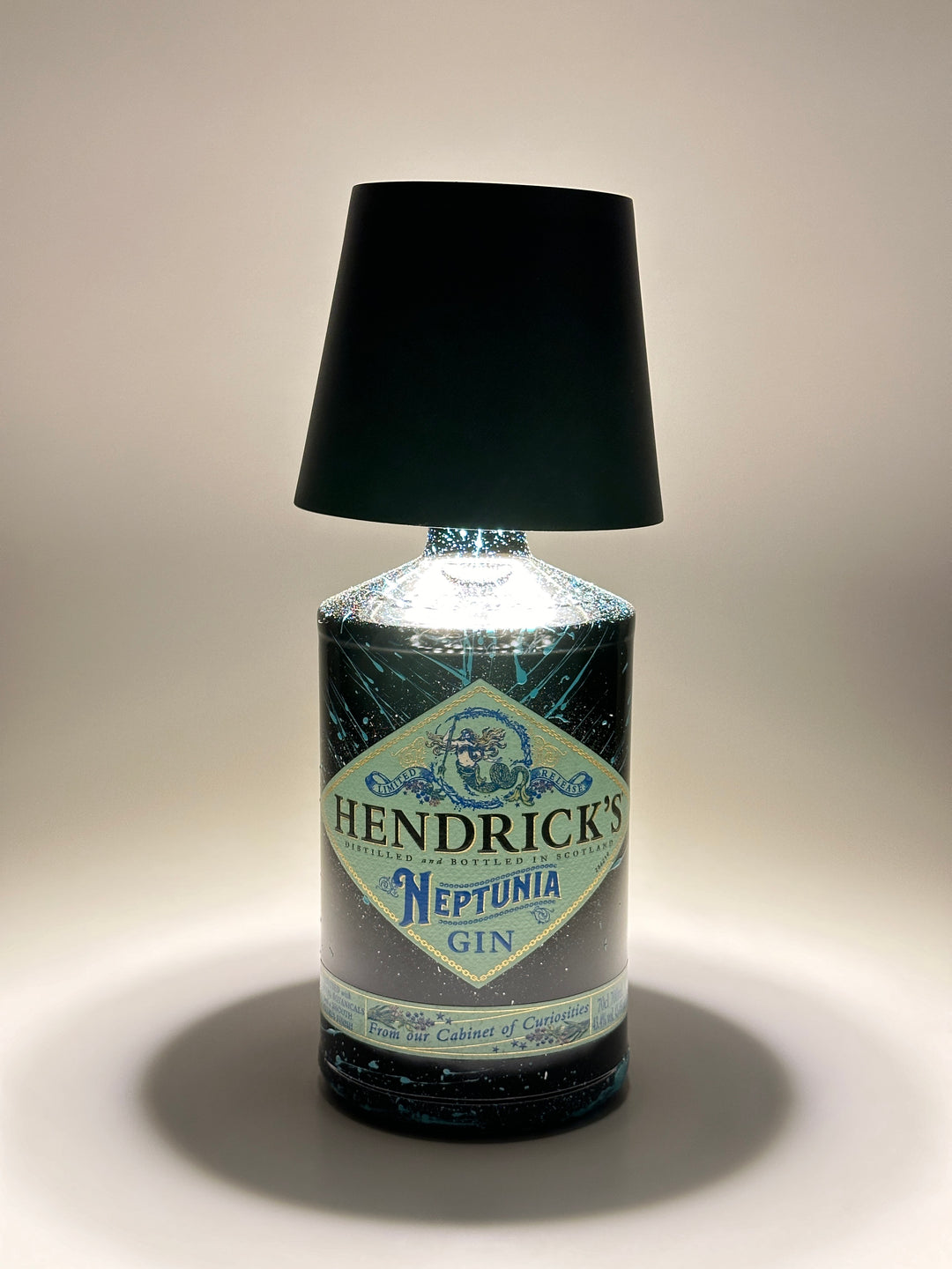 Lampada HENDRICK’S GIN custom ricaricabile