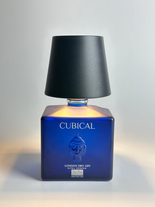 Lampada CUBICAL GIN ricaricabile