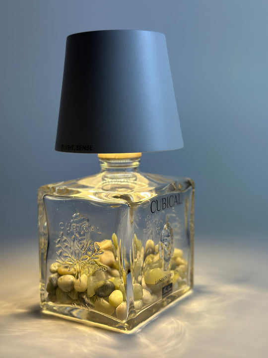 Lampada CUBICAL GIN ricaricabile