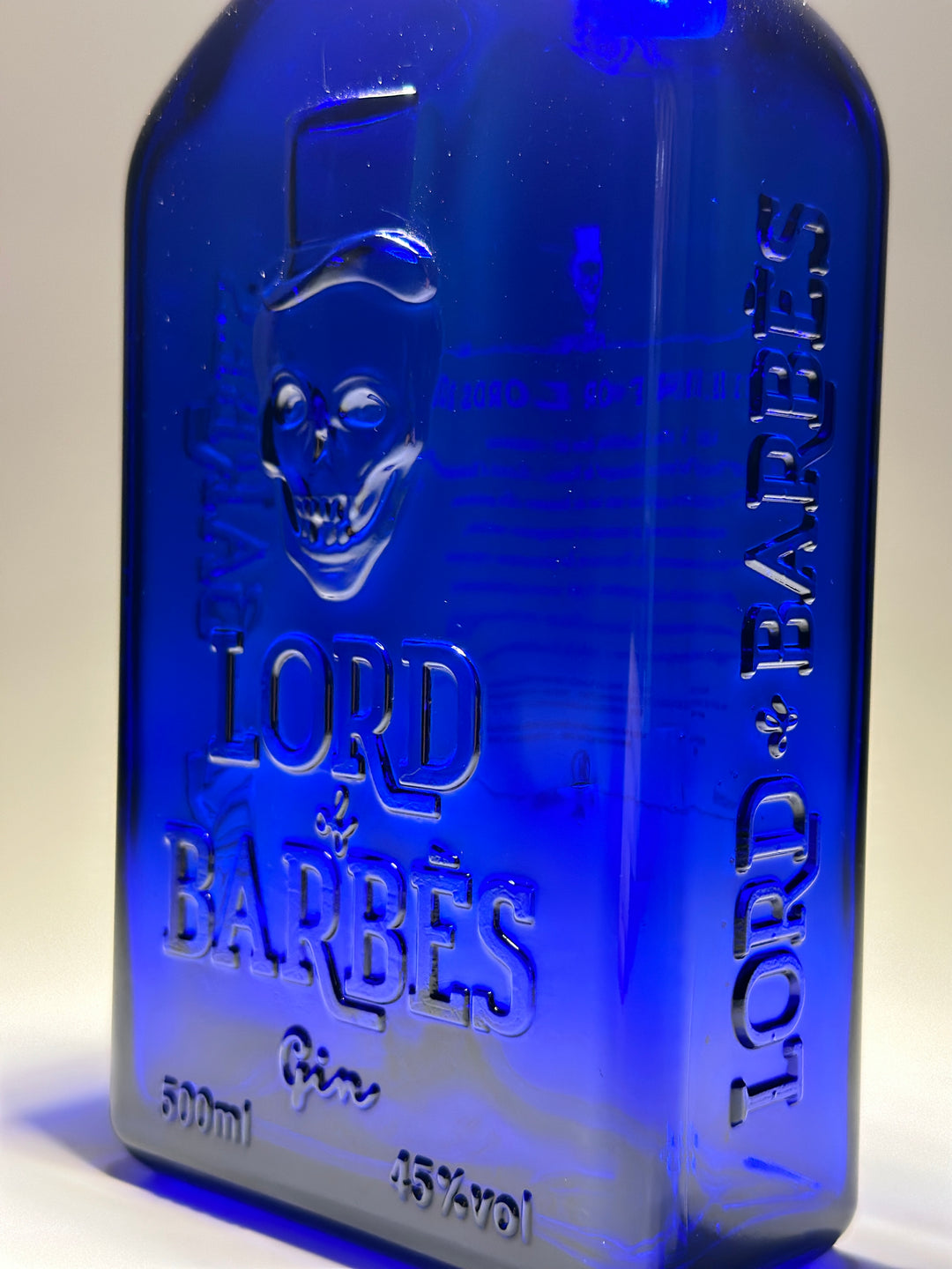 Lampada LORD OF BARBÈS GIN ricaricabile
