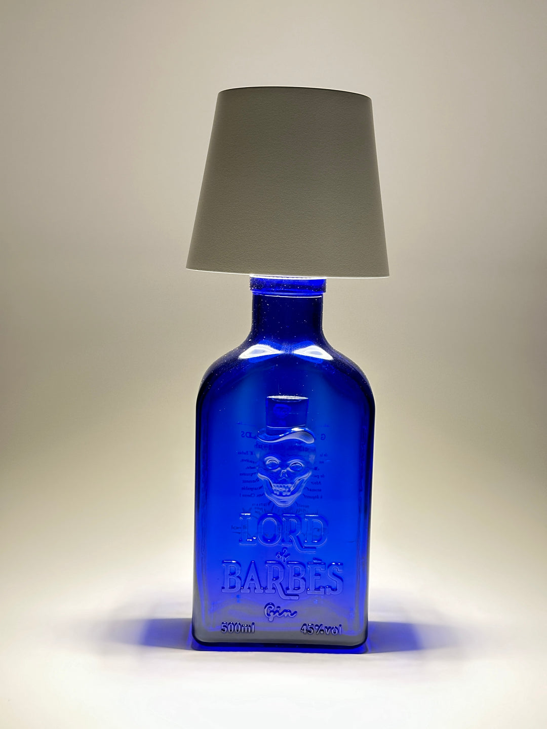 Lampada LORD OF BARBÈS GIN ricaricabile