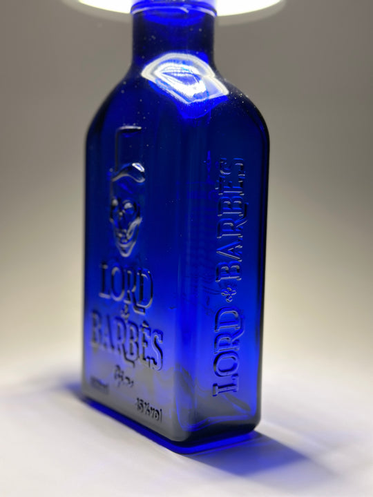 Lampada LORD OF BARBÈS GIN ricaricabile