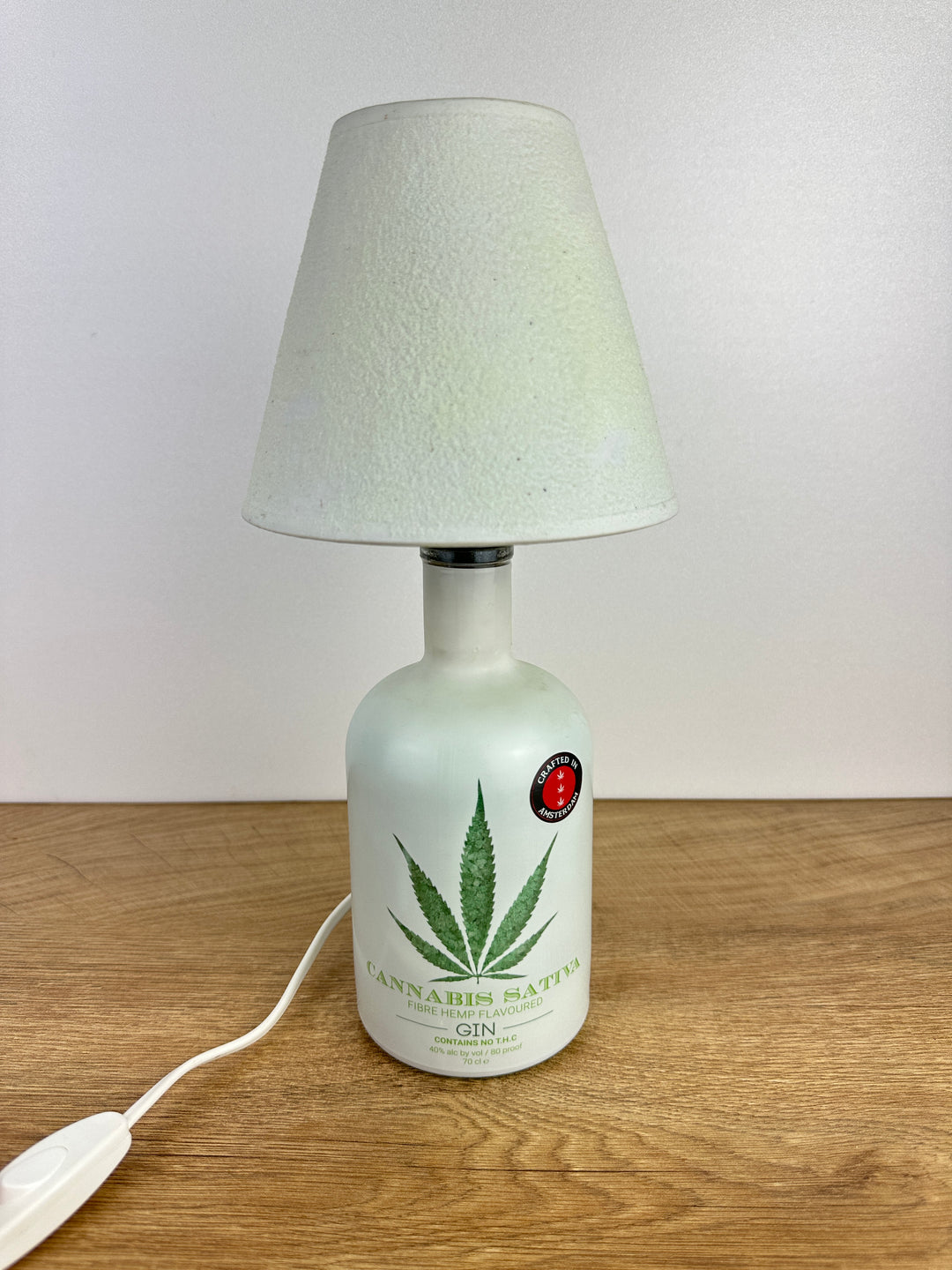 Lampada CANNABIS GIN filo
