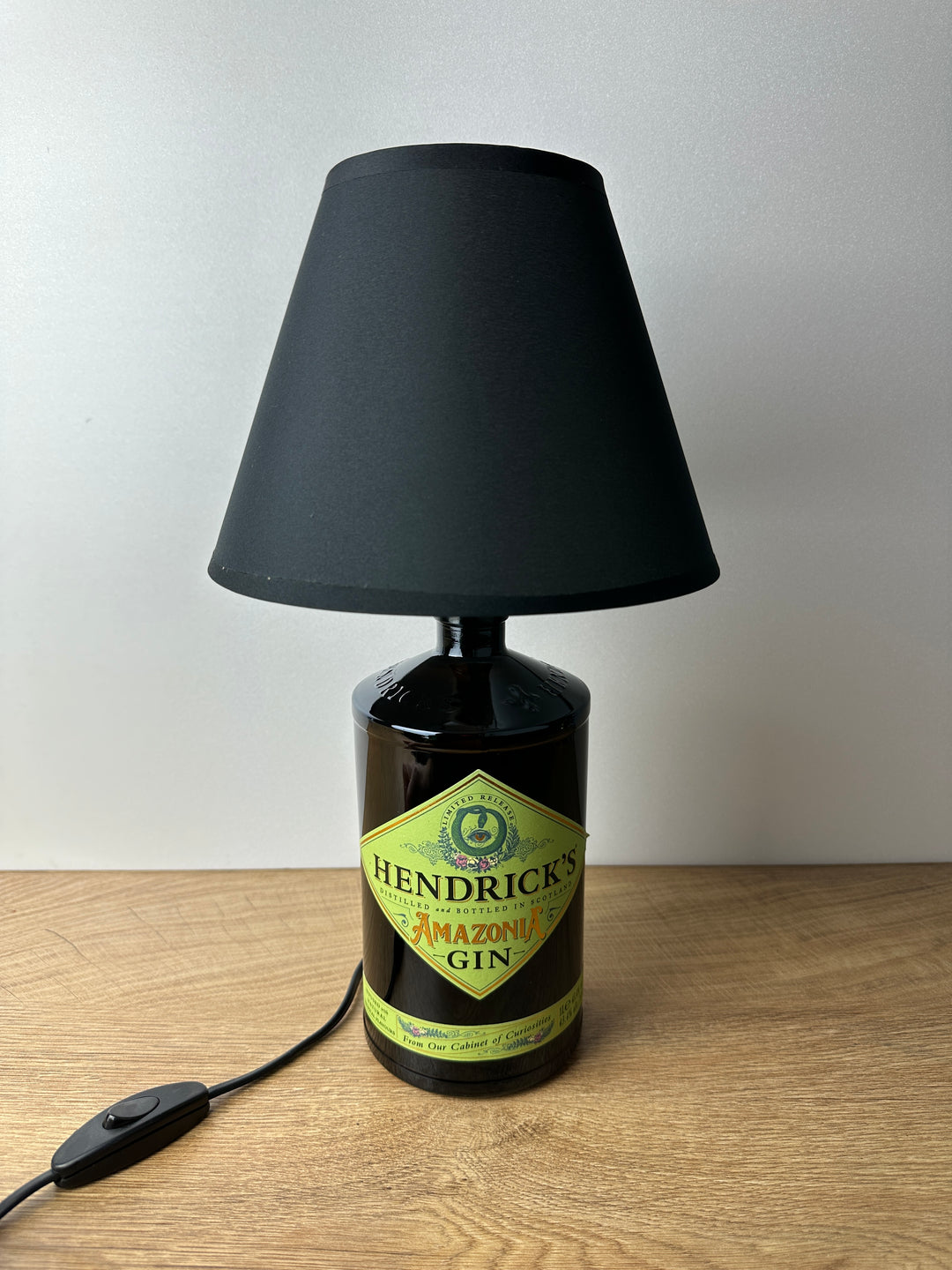 Lampada HENDRICK’S  AMAZONIA GIN filo