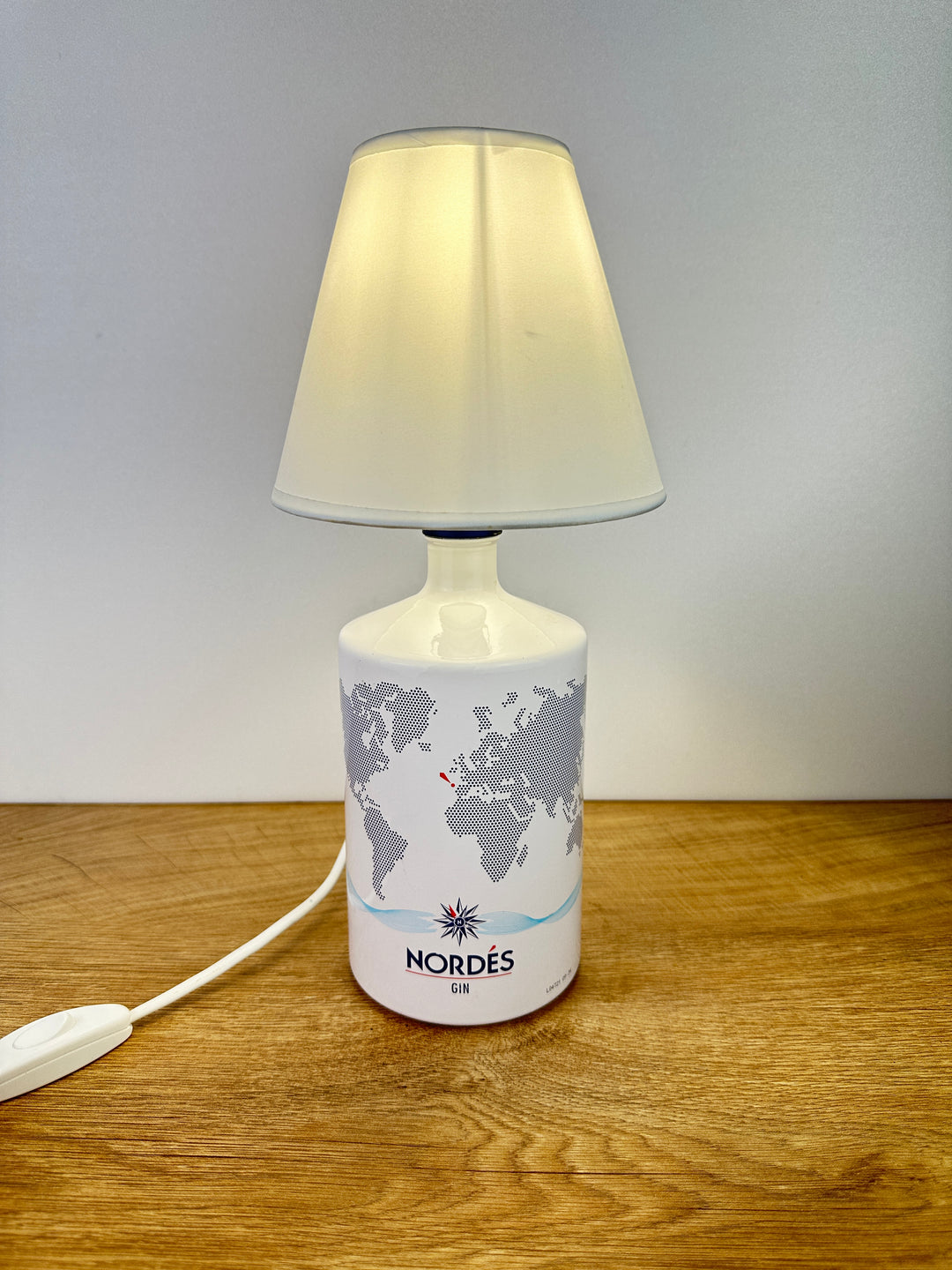 Lampada NORDÉS GIN filo